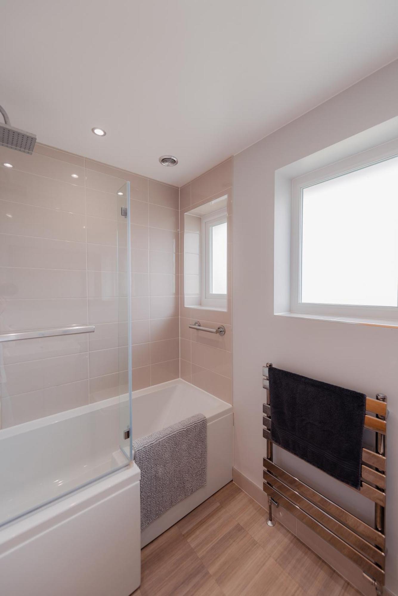 Luxury Recently Renovated 3 Bedroom Home In Sandwich Kent エクステリア 写真